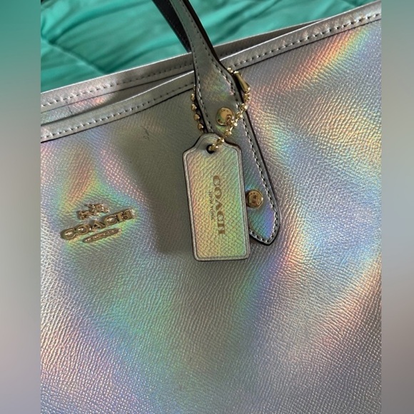 Ultra Rare Limited Edition Coach Tote Handbag Hologram Holographic Iiridescent - Picture 4 of 10